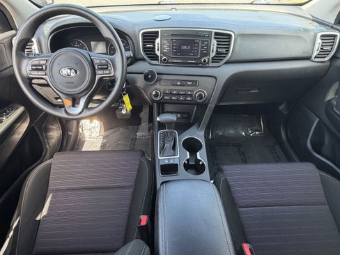 Used 2018 Kia Sportage LX FWD image 24