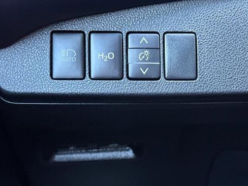 Certified 2018 Toyota Mirai image 30