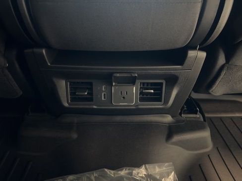 New 2026 GMC Sierra 1500 SLE w/ X31 Off-Road Package AWD/4WD image 29