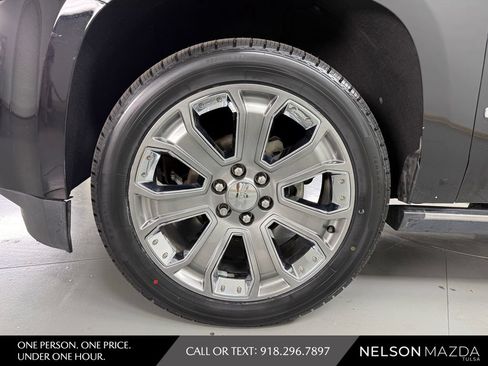 Used 2016 GMC Yukon Denali w/ Open Road Package AWD/4WD image 11