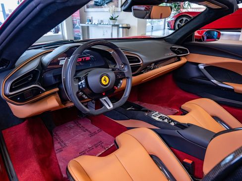 Used 2025 Ferrari 296 GTS RWD image 9
