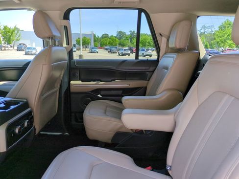 Used 2024 Ford Expedition Max Limited AWD/4WD image 14