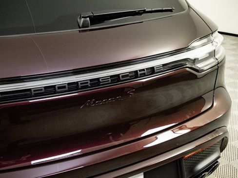 New 2026 Porsche Macan S AWD/4WD image 38