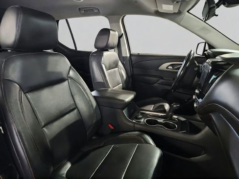 Used 2019 Chevrolet Traverse LT w/ LT Premium Package AWD/4WD image 23