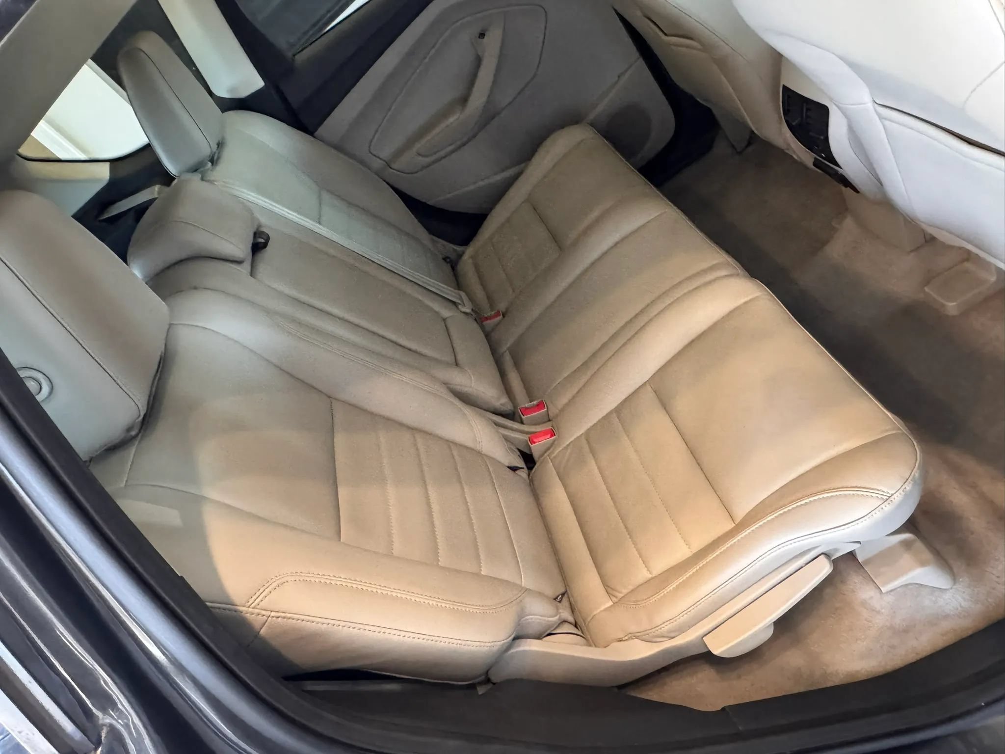 Used 2016 Ford Escape SE w/ SE Leather Comfort Package FWD image 25