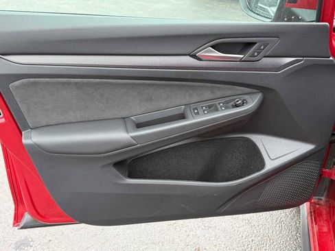 New 2026 Volkswagen GTI SE image 6