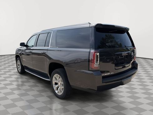 Used 2018 GMC Yukon XL SLE w/ SLE Value Package AWD/4WD image 7