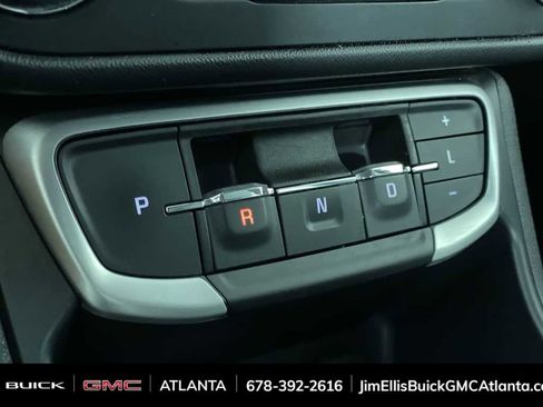 Used 2023 GMC Terrain SLT image 16