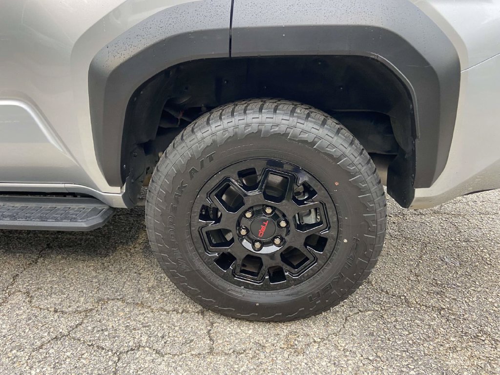 Used 2025 Toyota 4Runner TRD Off-Road AWD/4WD image 8