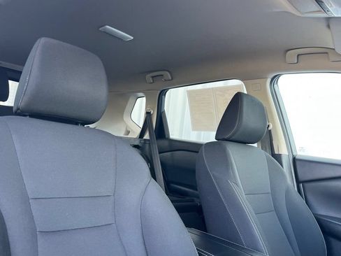 Used 2024 Nissan Rogue S AWD/4WD image 14