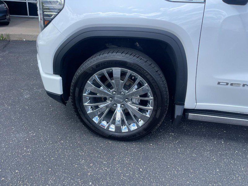 Used 2023 GMC Sierra 1500 Denali AWD/4WD image 7