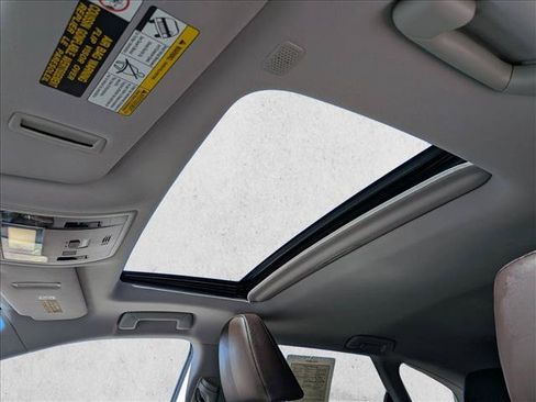 Used 2018 Lexus RX 350L AWD image 16