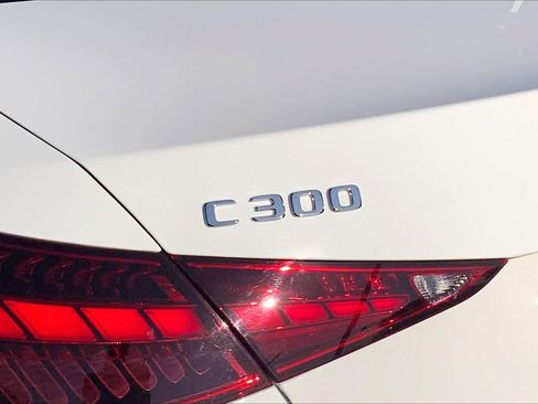 Used 2025 Mercedes-Benz C 300 Sedan image 10