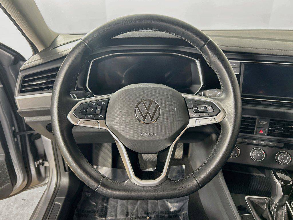 Certified 2024 Volkswagen Jetta S FWD image 11