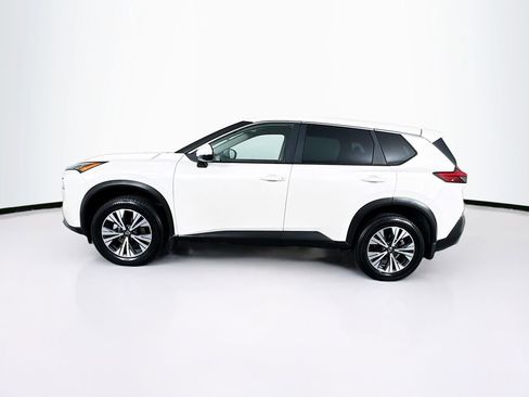 Used 2023 Nissan Rogue SV image 6