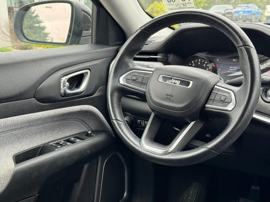 Used 2022 Jeep Compass Latitude w/ Convenience Group AWD/4WD image 15
