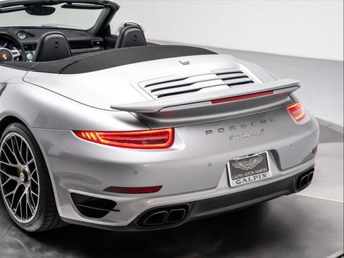 Used 2016 Porsche 911 Turbo S AWD/4WD image 38
