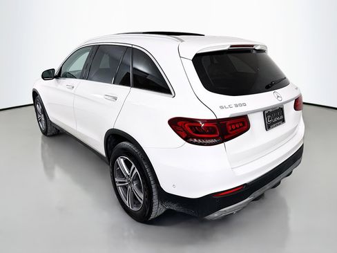 Used 2022 Mercedes-Benz GLC 300 4MATIC image 5