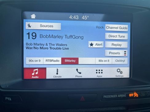 Used 2017 Ford Explorer XLT w/ Equipment Group 202A image 30