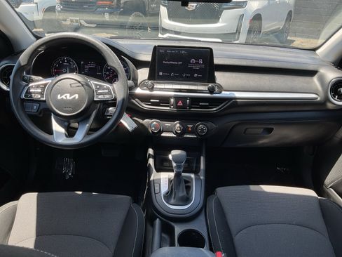 Used 2023 Kia Forte LXS FWD image 15