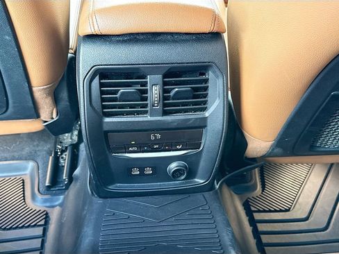 Used 2020 BMW 330i 330i w/ Premium Package image 19