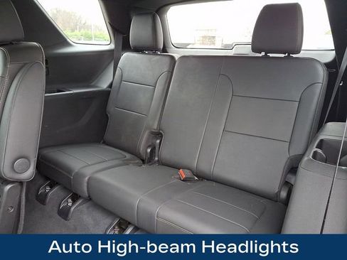 Used 2023 Chevrolet Traverse LT w/ LPO, Floor Liner Package image 16