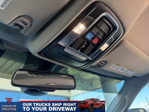 Used 2024 RAM 3500 Laramie image 35