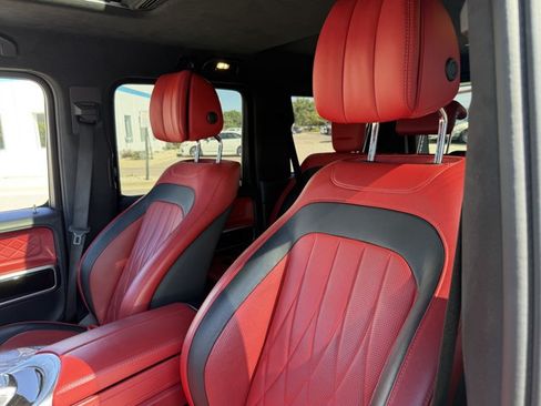 Used 2021 Mercedes-Benz G 550 image 11