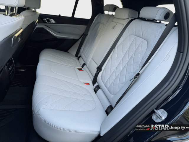 Used 2026 BMW X5 M60i w/ Executive Package AWD/4WD image 25