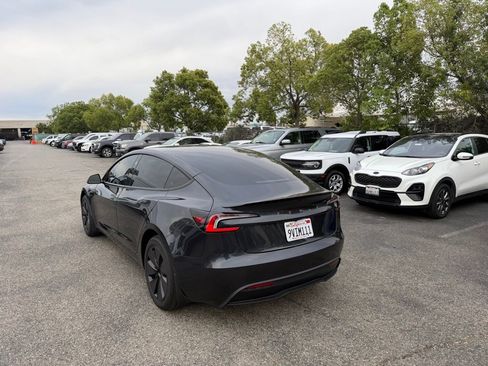 Used 2025 Tesla Model 3 Long Range image 4