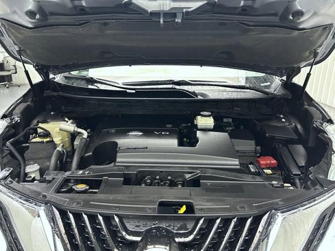 Used 2017 Nissan Murano S image 24