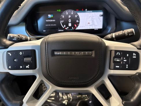 Used 2023 Land Rover Defender 130 X-Dynamic SE AWD/4WD image 10
