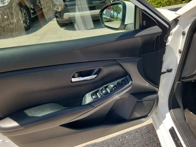 Certified 2022 Nissan Sentra SV w/ All-Weather Package FWD image 19