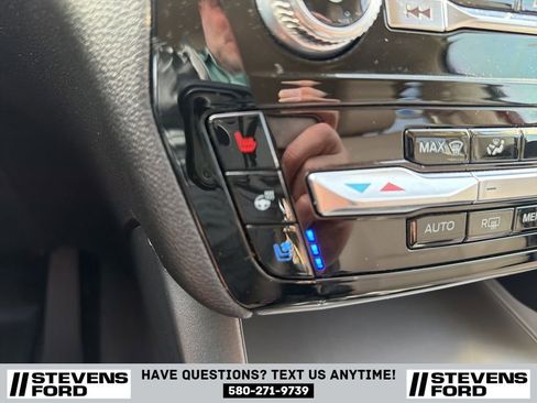 Used 2022 Ford Explorer Limited w/ Equipment Group 301A image 27