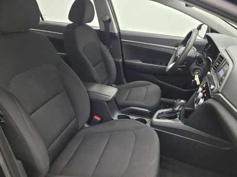 Used 2019 Hyundai Elantra SE w/ Cargo Package FWD image 21