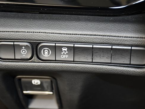 Certified 2025 Acura MDX SH-AWD image 35