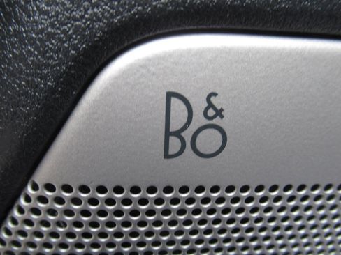 Used 2024 Ford F250 Lariat w/ Snow Plow Prep Package image 22