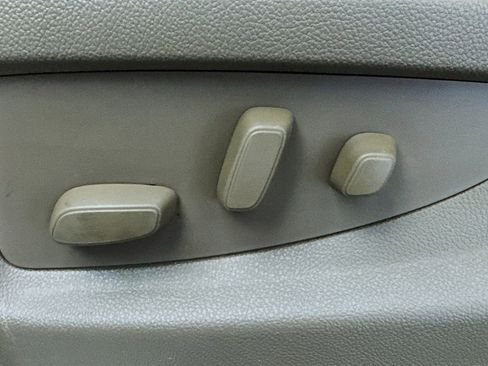 Used 2020 GMC Yukon XL SLT image 20