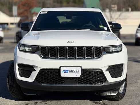 New 2025 Jeep Grand Cherokee Laredo X w/ Luxury Tech Group I image 2