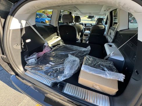 New 2026 Hyundai Ioniq 9 Calligraphy image 31