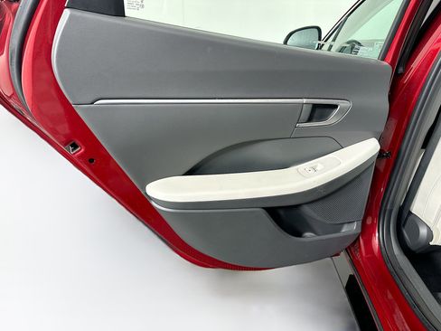 Used 2025 Hyundai Sonata SEL FWD image 25