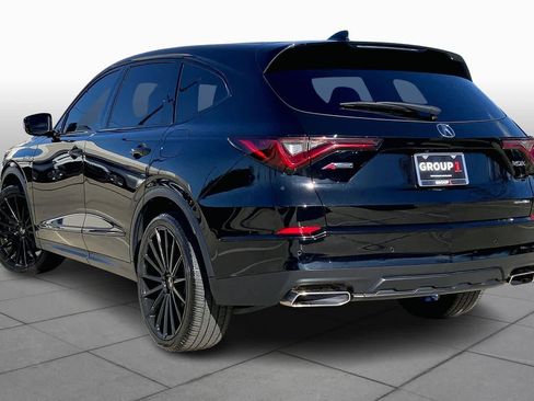 Used 2022 Acura MDX A-Spec image 11