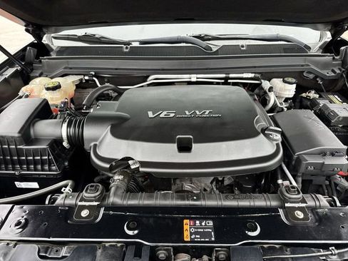 Used 2021 Chevrolet Colorado Z71 AWD/4WD image 30