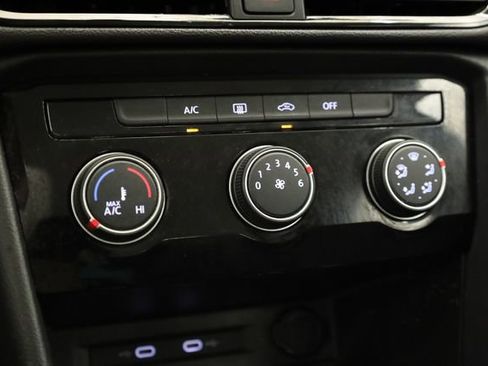 Used 2023 Volkswagen Taos S image 23