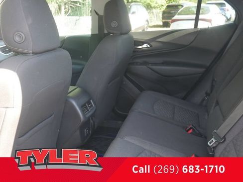 Used 2020 Chevrolet Equinox LT AWD/4WD image 37
