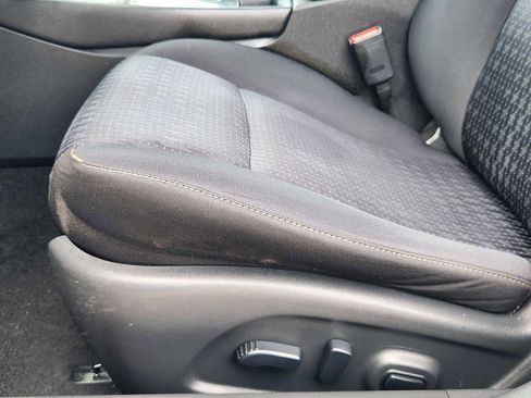 Used 2016 Nissan Altima 2.5 SV FWD image 24
