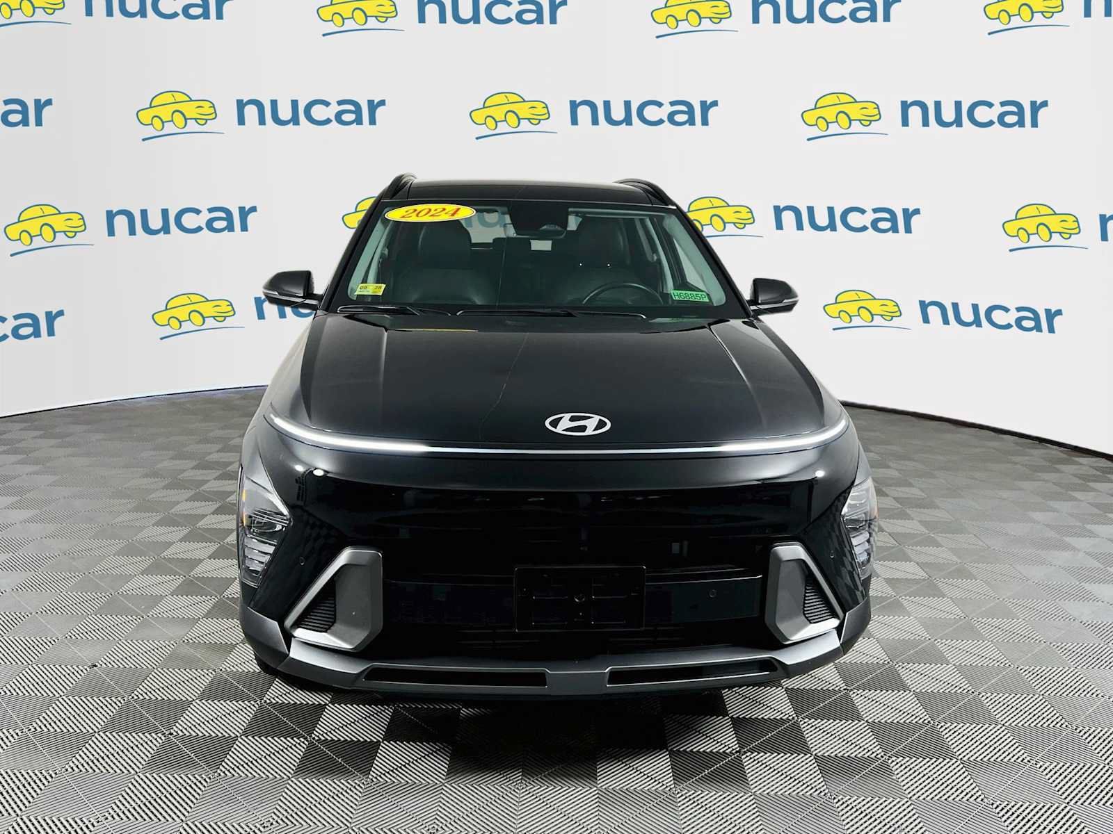 Certified 2024 Hyundai Kona Limited AWD/4WD image 2