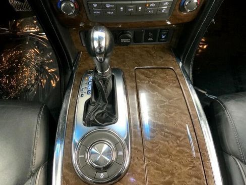 Used 2015 INFINITI QX80 2WD 4dr image 28