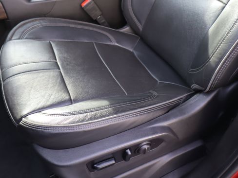 Used 2021 Chevrolet Silverado 1500 High Country image 20