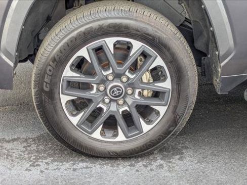 Used 2023 Toyota Tundra Limited image 30